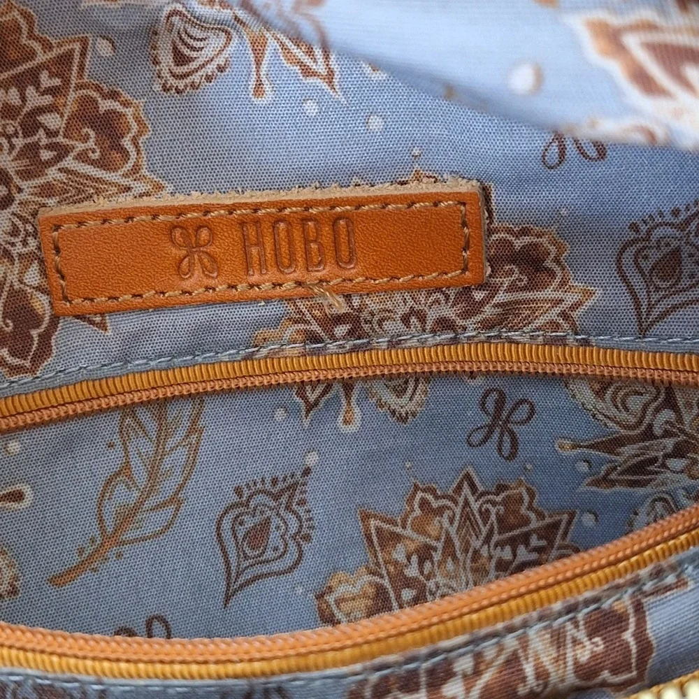 HOBO Liberty Leather Convertible Crossbody Shoulder‎ Bag Tan Large Pockets Zip